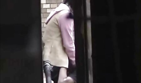Dia cerita bokep singkat suka ketika mendorong keras di pantat