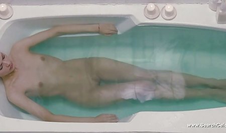 Saya istri dia mencukur jembut tebal setelah mandi jarak dekat cerita bokep amoy