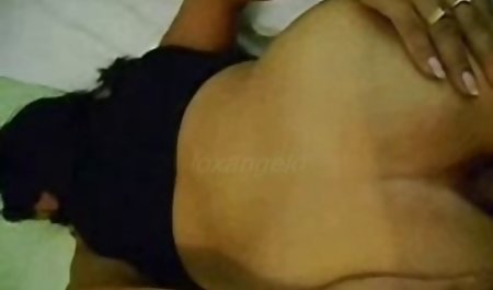 Gemuk meniup cerita bokep anak jalanan dan bercinta dalam video Amatir