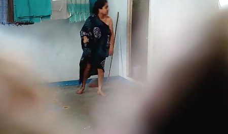 Tato cewek cerita bokep sekandung di kulit dibajak melalui pantatnya