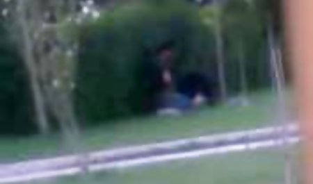 Pedas rambut pirang kacau di mulut dalam penglihatan pada malam hari kumpulan cerita bokep