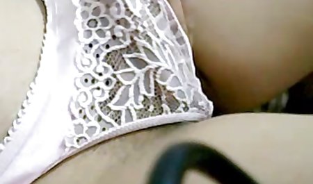 Krim goo menetes kisah bokep hot keluar dari vaginanya