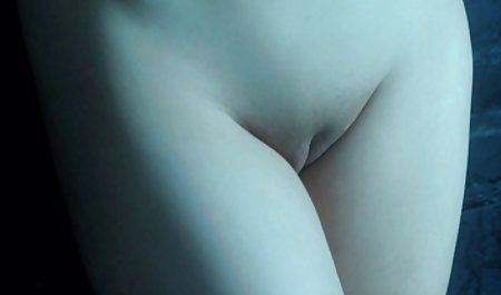 Leya Falcon (dengan stocking) - cerita bokep bule black on blondes