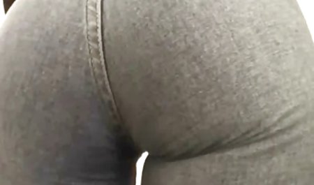 Bambi membuat Blowjob sebelum orang-orang membuatnya mani muncrat di cerita bokep mantan wajah